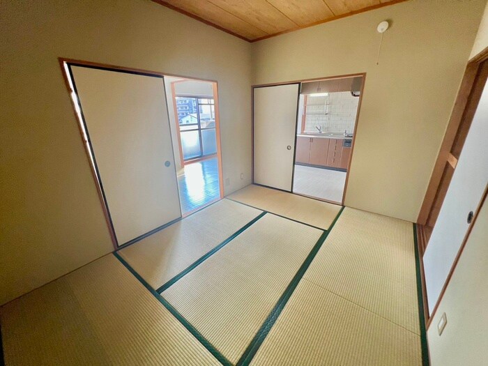 物件内観写真10　(居室)