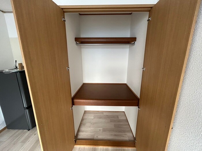 物件内観写真12　(収納)