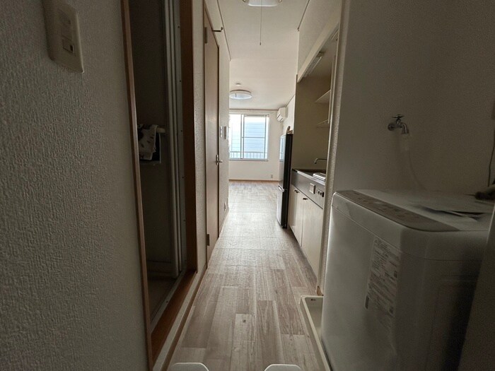 物件内観写真18　(廊下)