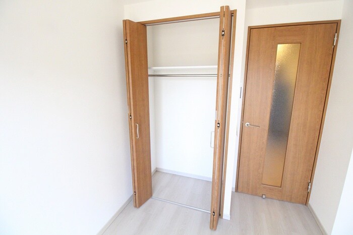 物件内観写真13　(収納)