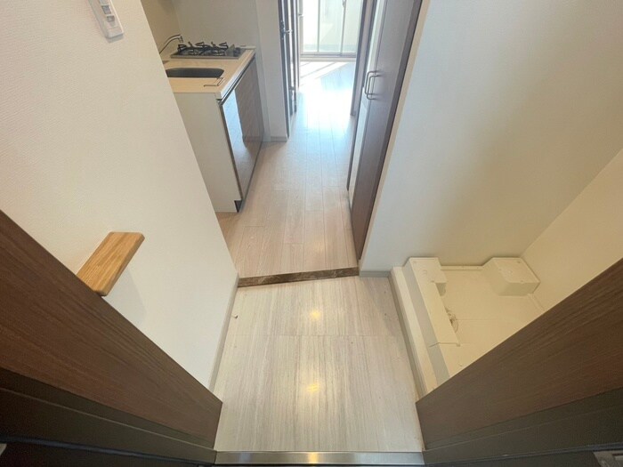 物件内観写真15　(玄関)