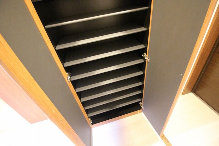 物件内観写真17　(靴箱)