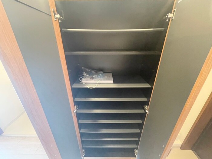 物件内観写真17　(靴箱)