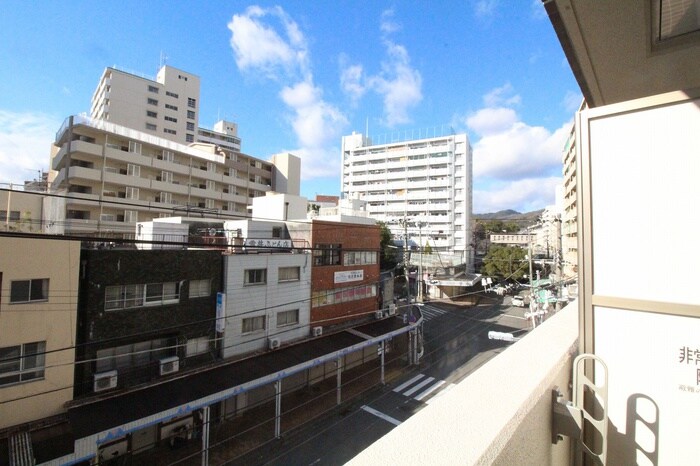 物件内観写真20　(室内からの展望)