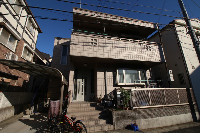 魚崎西町１丁目貸家