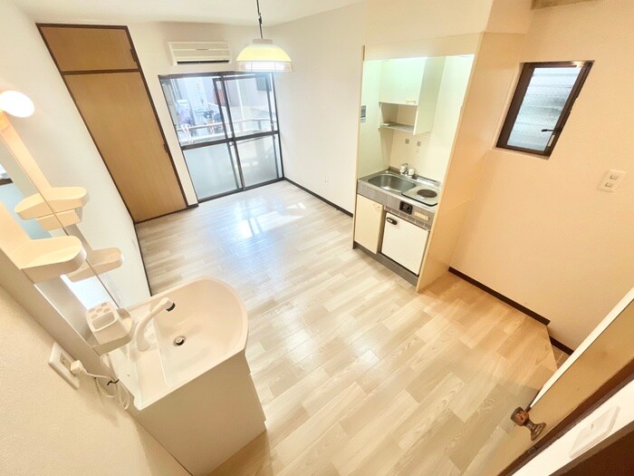 物件内観写真8　(居室)