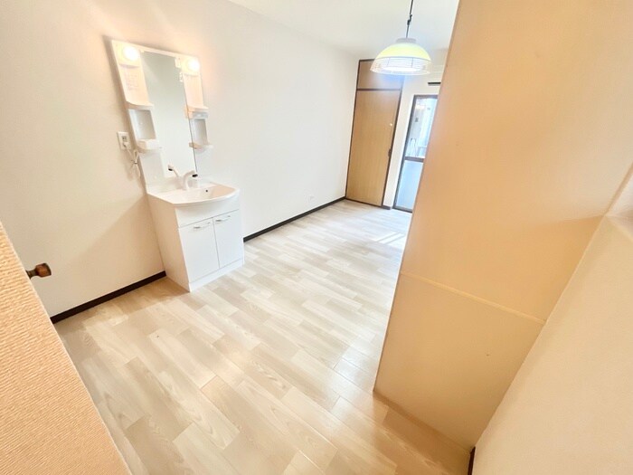 物件内観写真18　(居室)