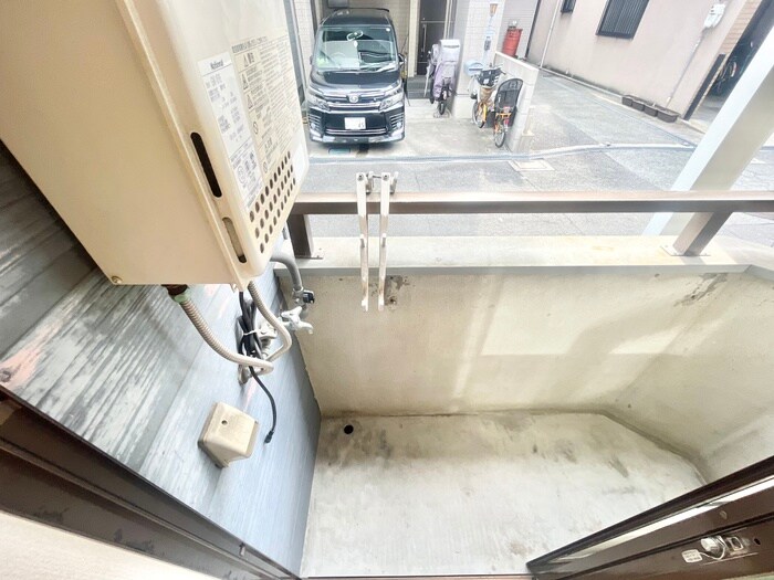 物件内観写真20　(洗濯機置場)