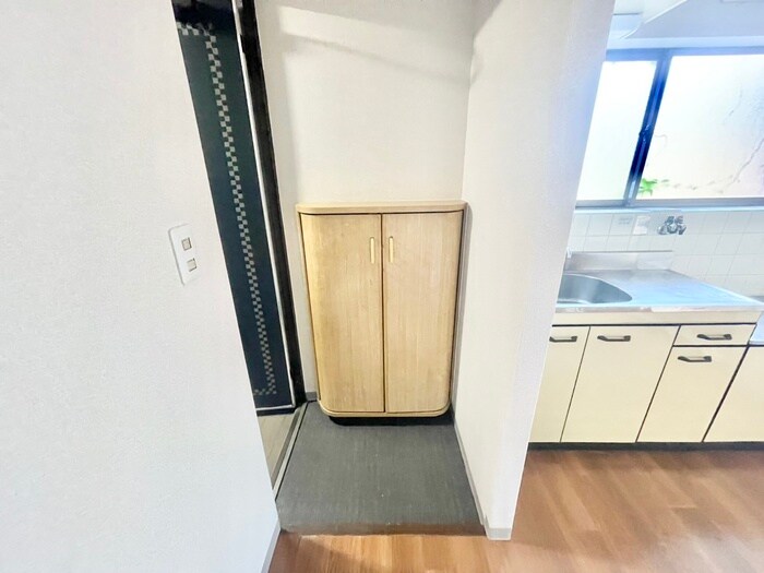 物件内観写真20　(玄関)