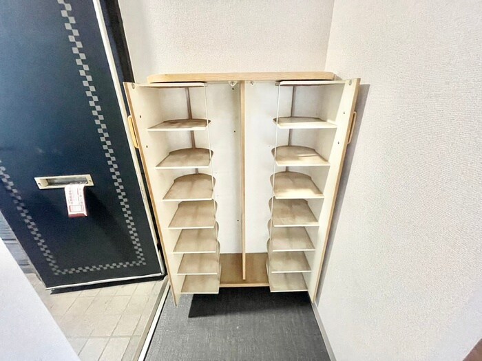 物件内観写真21　(靴箱)
