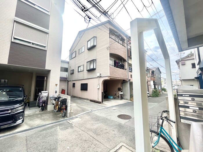 物件内観写真22　(室内からの展望)