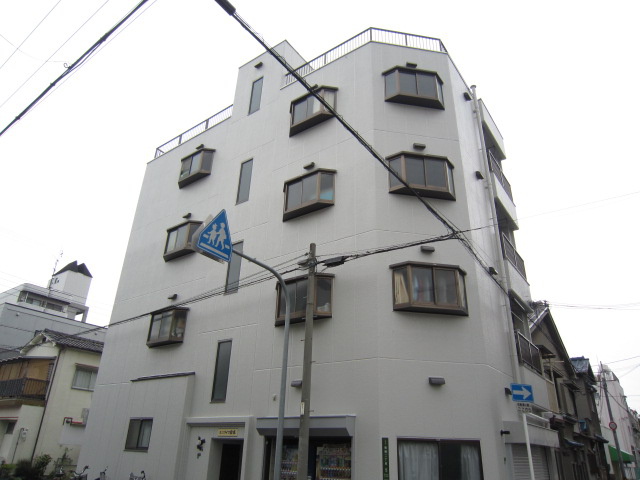 ユニライフ山本