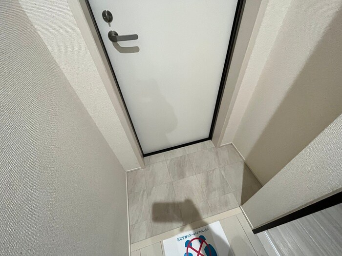 物件内観写真15　(玄関)