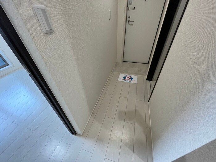 物件内観写真16　(廊下)