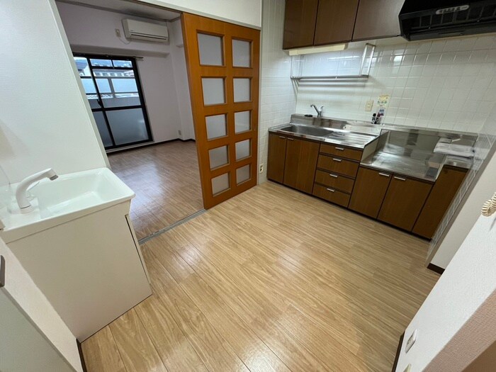 物件内観写真7　(居室)