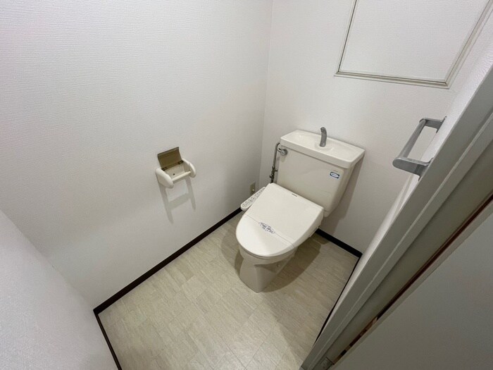 物件内観写真10　(トイレ)