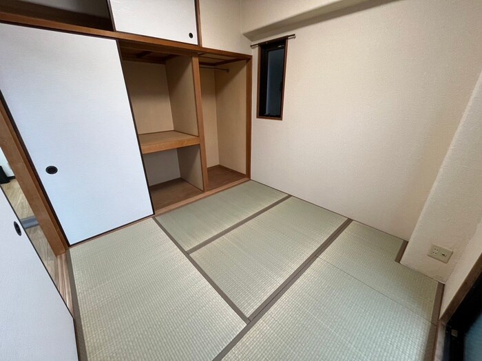 物件内観写真14　(居室)