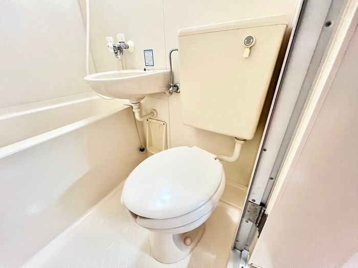 物件内観写真15　(トイレ)