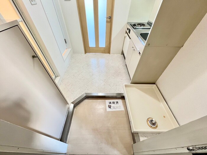 物件内観写真17　(玄関)