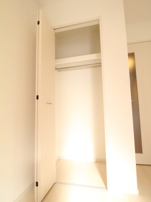 物件内観写真15　(収納)