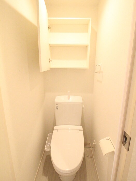 物件内観写真16　(トイレ)