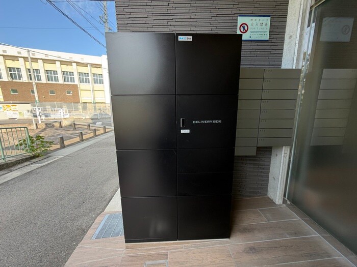 物件外観写真4　(建物設備)