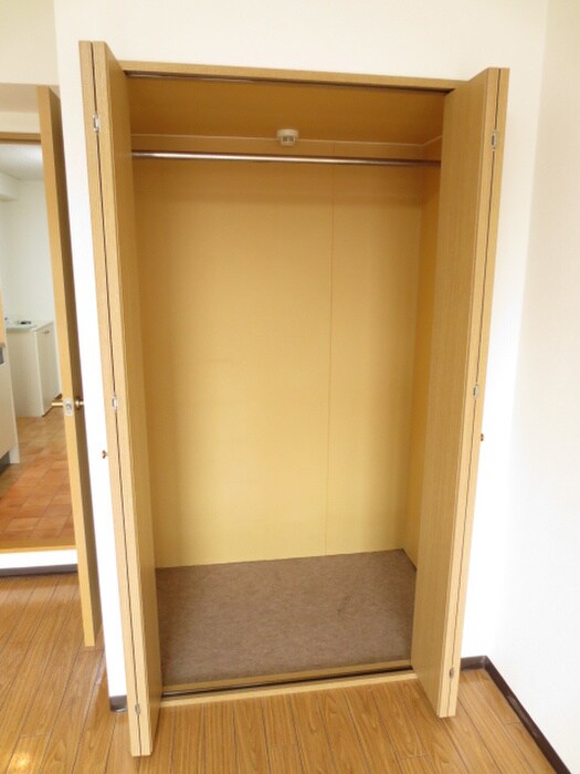 物件内観写真10　(収納)
