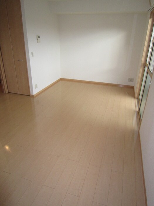 物件内観写真8　(内観写真)