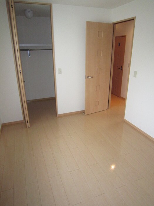 物件内観写真9　(廊下)