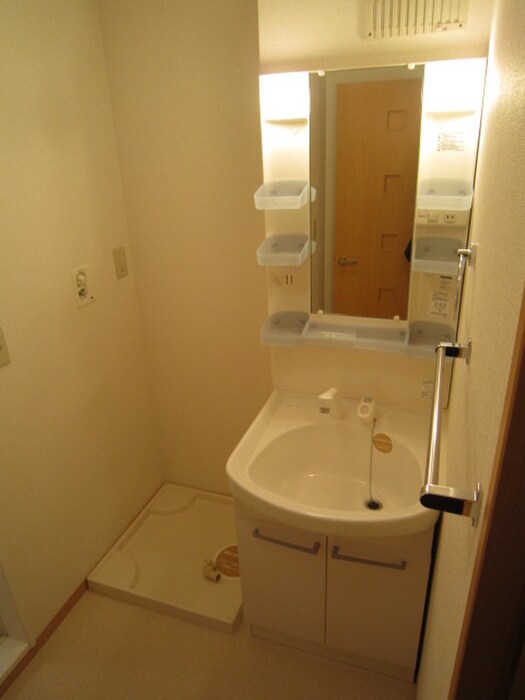 物件内観写真11　(洗面)