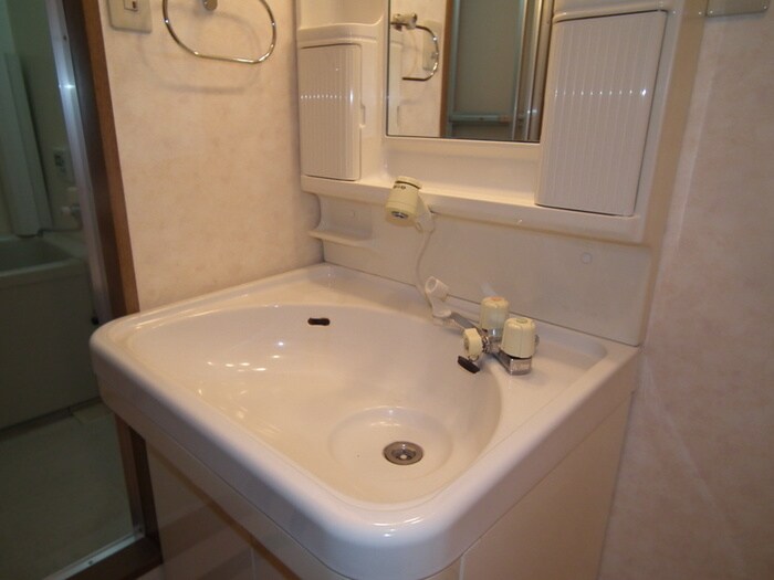 物件内観写真9　(洗面)