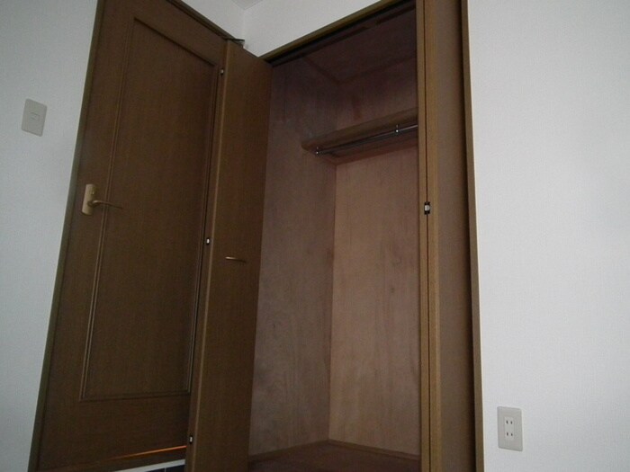 物件内観写真14　(収納)