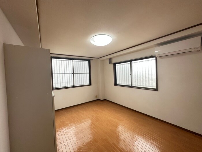 物件内観写真13　(居室)