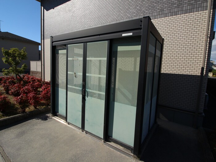 物件外観写真4　(建物設備)