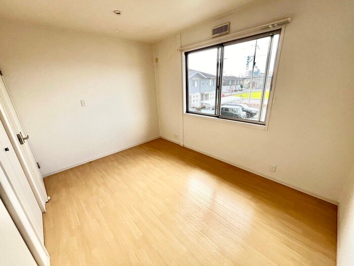 物件内観写真13　(居室)