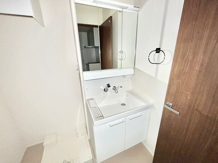 物件内観写真12　(洗面)