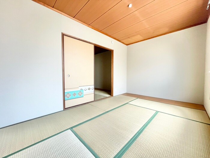 物件内観写真8　(居室)