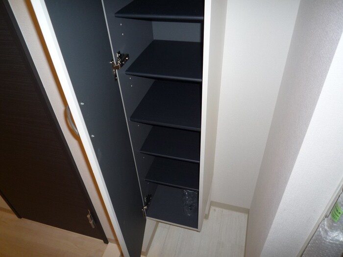 物件内観写真16　(靴箱)