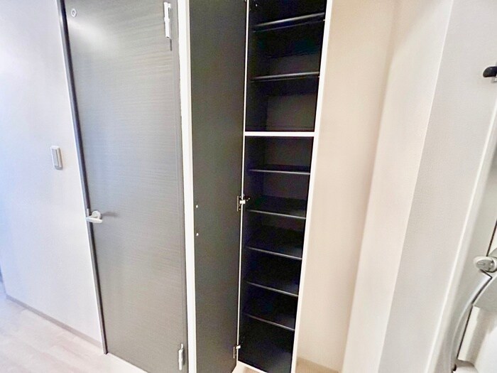 物件内観写真18　(靴箱)