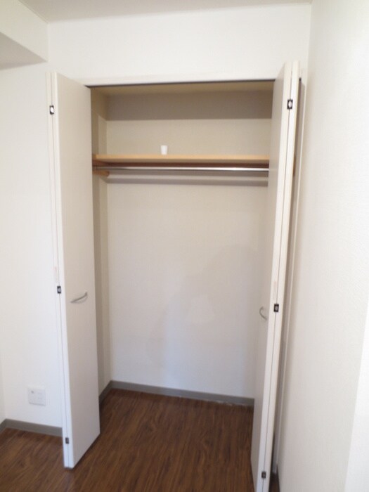 物件内観写真11　(収納)