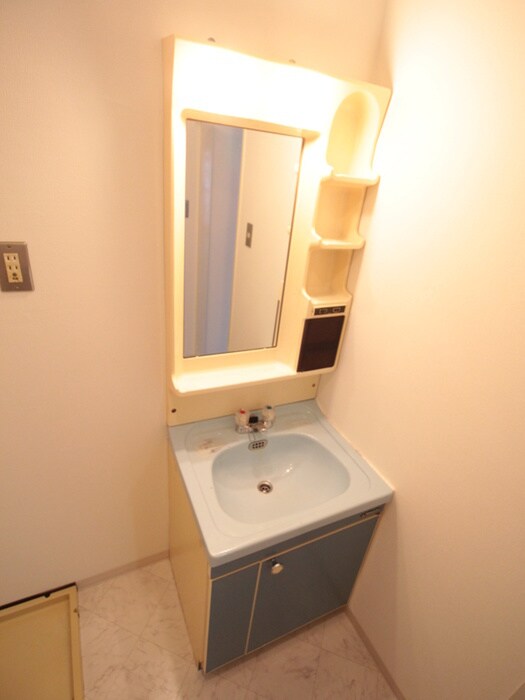 物件内観写真12　(洗面)