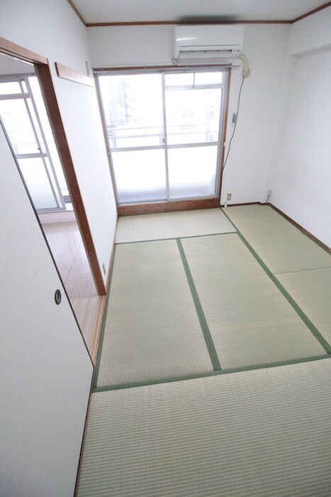 物件内観写真16　(居室)