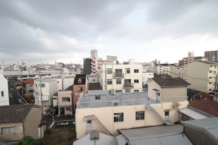 物件内観写真22　(室内からの展望)