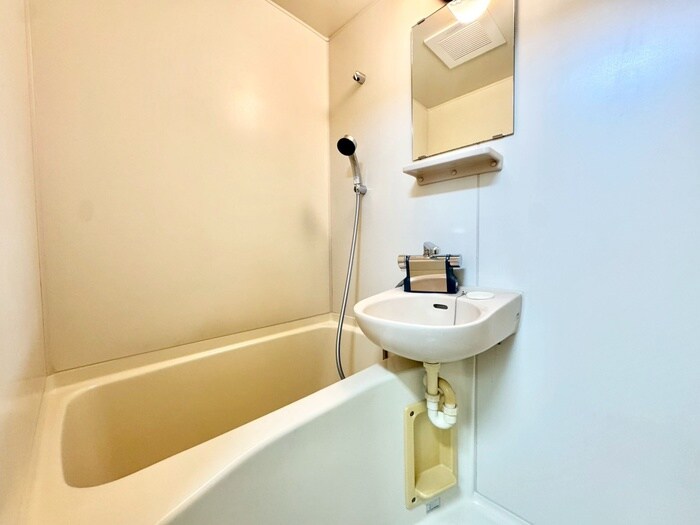 物件内観写真12　(バス／シャワールーム等)