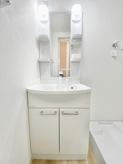 物件内観写真13　(洗面)