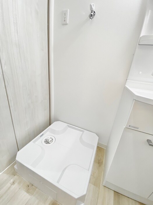 物件内観写真14　(洗濯機置場)