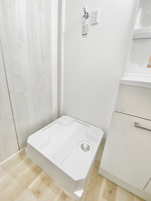 物件内観写真14　(洗濯機置場)