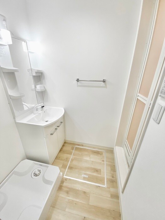 物件内観写真15　(洗面)