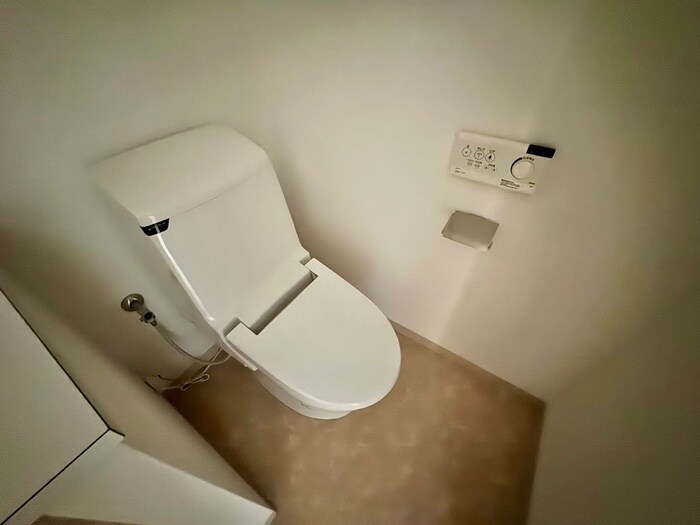 物件内観写真12　(トイレ)