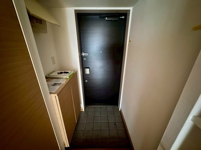 物件内観写真14　(玄関)